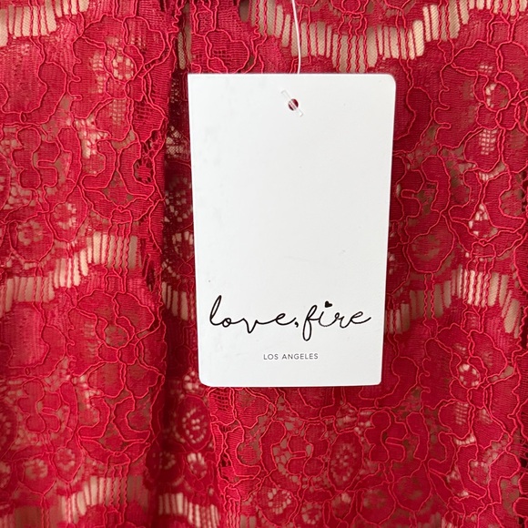 Love, Fire Burgundy Lace Sleeveless Blouse NWT Sm - Picture 2 of 6